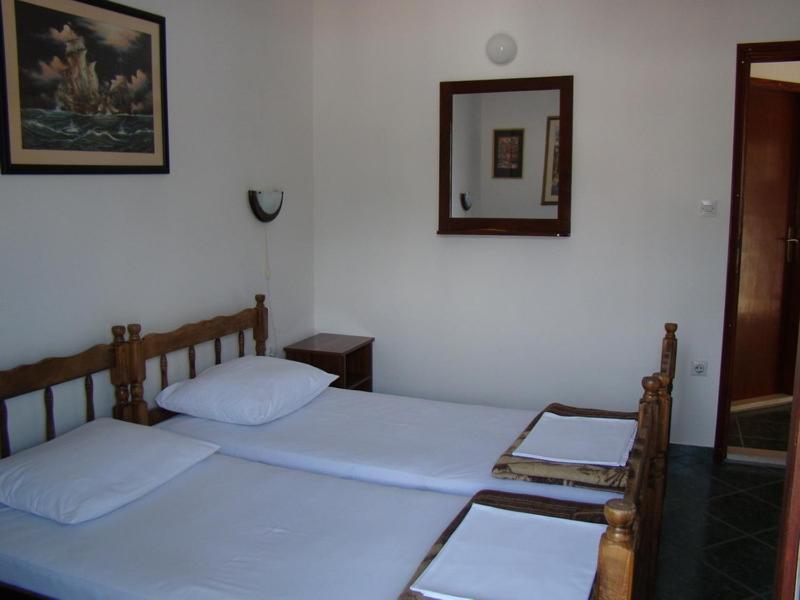 Apartments Svorcan Budva Bilik gambar